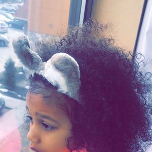 Meet your Posher, Anthanaya